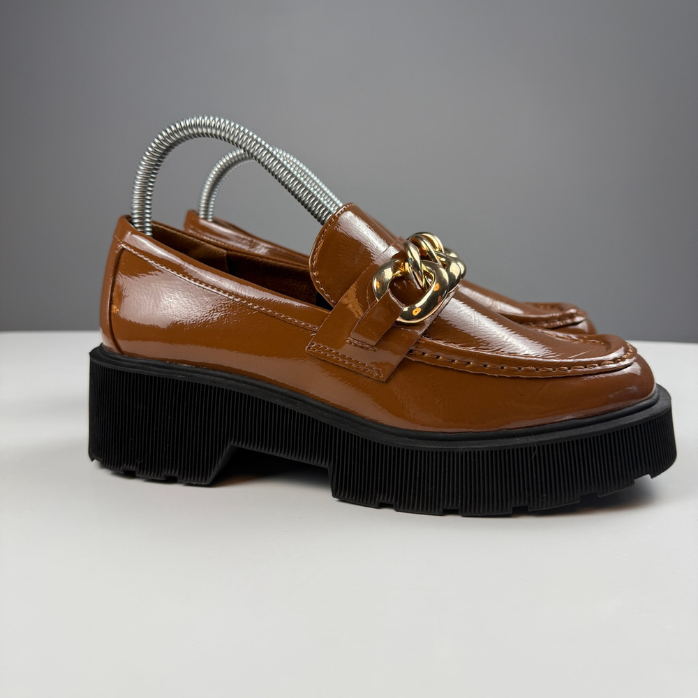 Steve Madden Meadow Brown Patent Platform Loafers with Gold Chain women Sz7